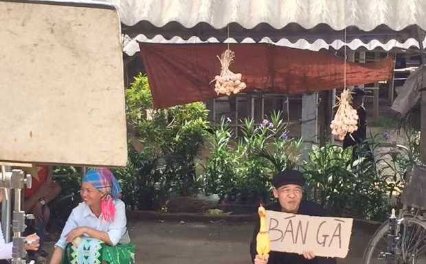 Trung ruồi trong vai A Lử, chàng dân tộc lên thành phố