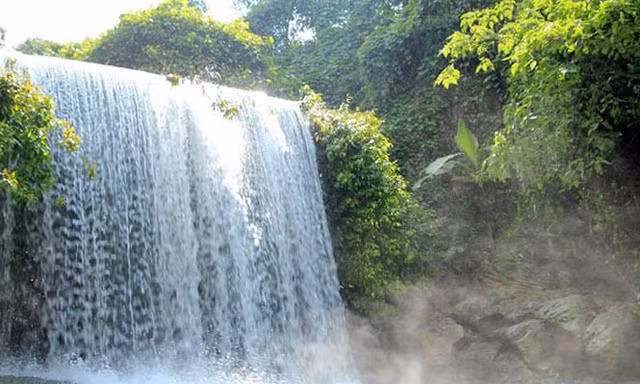 Nhiều điểm du lịch, vui chơi giải trí ngay Hà Nội