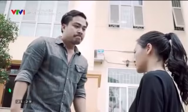 Khải và Huệ ra tòa chấm dứt hôn nhân
