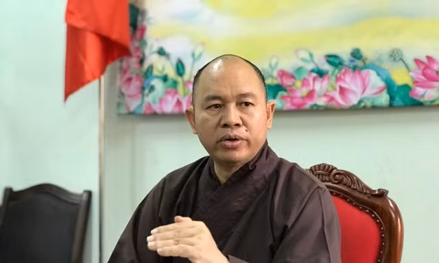 Thượng tọa Thích Đức Thiện lên tiếng về việc thầy Toàn đòi giữ tài sản sau khi xả giới hoàn tục. Ảnh: NGUYÊN KHÁNH