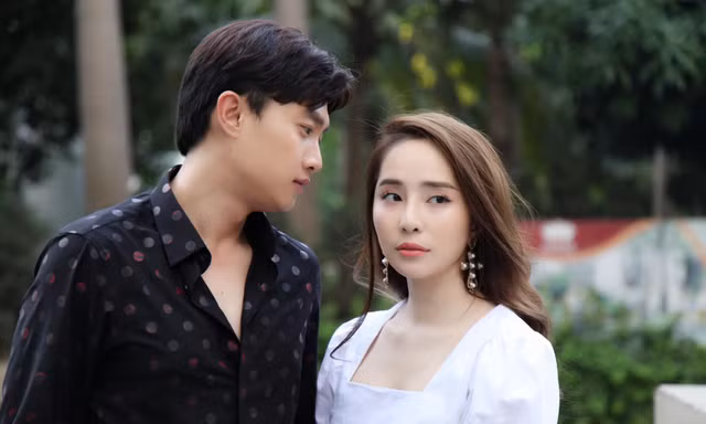 Quỳnh Nga và Quốc Trường có mối quan hệ đặc biệt trong Về nhà đi con