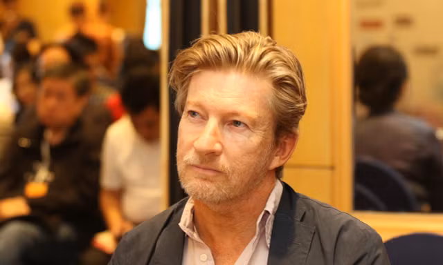 Diễn viên điện ảnh David Wenham "đứng lớp" tại Trại sáng tác trẻ Haniff