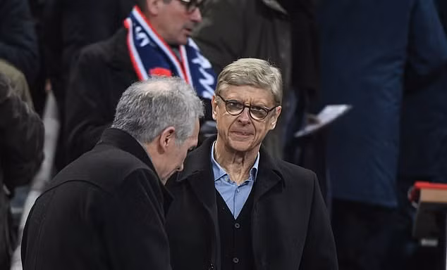 HLV Arsene Wenger sẵn sàng trở lại