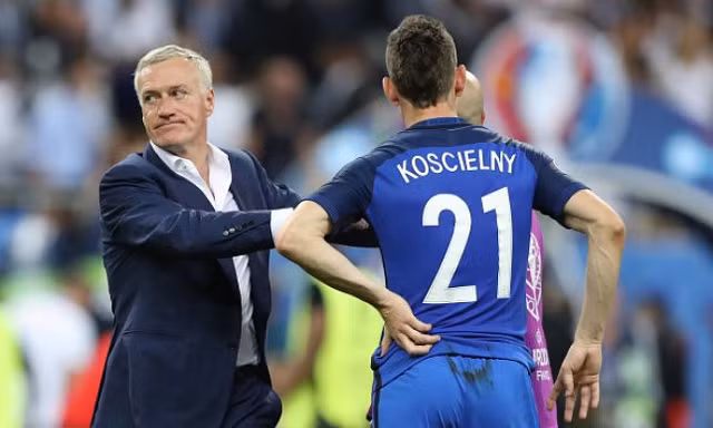  Laurent Koscielny chia tay tuyển Pháp