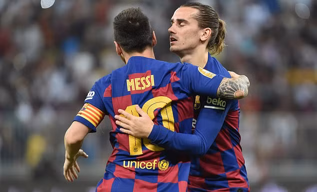 Lionel Messi bị xem là lý do khiến Antoine Griezmann thất bại ở Barcelona.