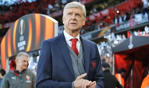 AC Milan săn đón HLV Wenger