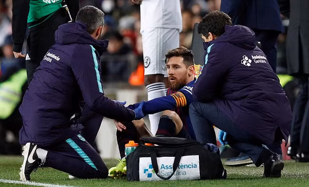 Lionel Messi gặp vấn đề ở đùi cách đây ít ngày