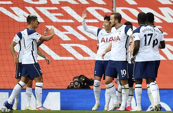 M.U vs Tottenham, 22h30 ngày 4/10.