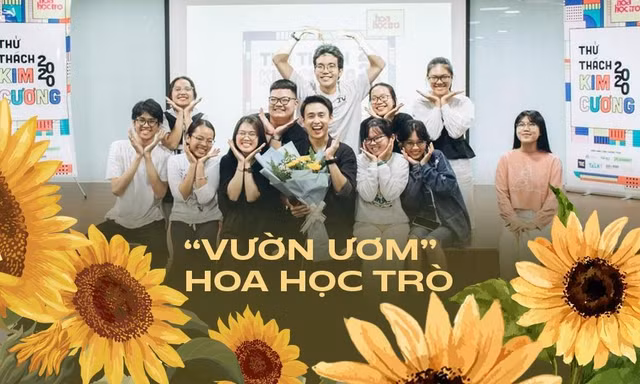 30 năm Hoa Học Trò ra số đầu: Nhớ thơ vang lên trong buổi sinh hoạt dưới cờ