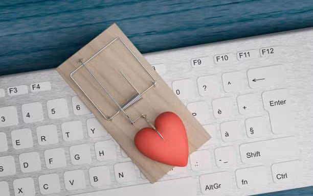 Trung Quốc: Hẹn hò online suốt 3 năm, nam thanh niên mới phát hiện ra sự thật choáng váng