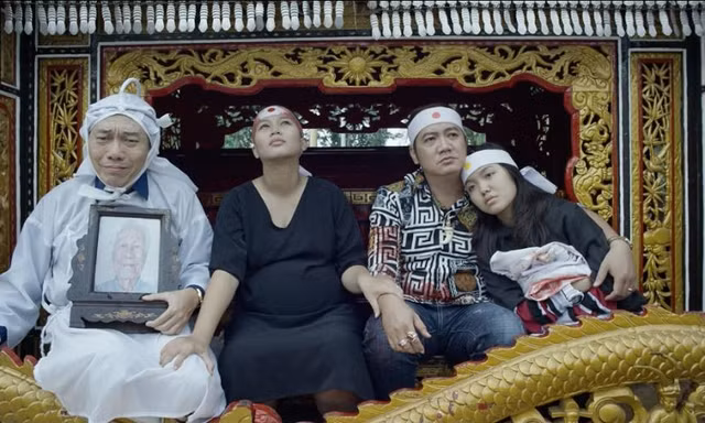 Lâu lắm mới có một phim Việt 'rực rỡ' như 'Đêm tối rực rỡ' 