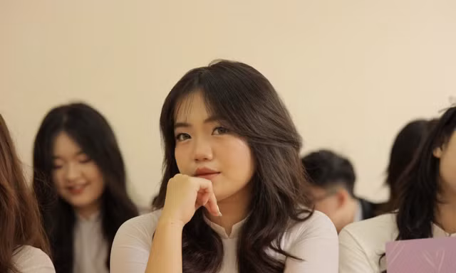 Nữ sinh giành học bổng gần 9 tỷ từ đại học Yale và bài luận lấy cảm hứng từ nhật kí chiến tranh của ông nội