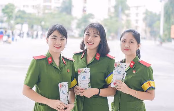 Điểm chuẩn hệ Trung cấp các trường Công an cao nhất 28,91 điểm