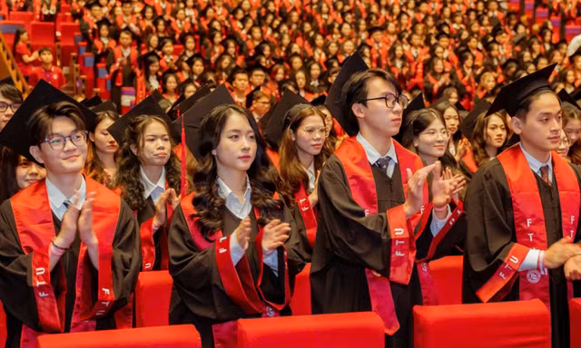 Gần 80% sinh viên Trường Đại học Ngoại thương tốt nghiệp loại giỏi, xuất sắc