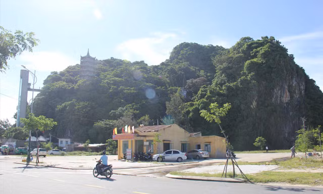 Một góc di tích cấp quốc gia đặc biệt Ngũ Hành Sơn. Ảnh: Ng. Thành