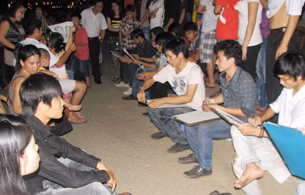 Sinh viên mỹ thuật đi làm thêm