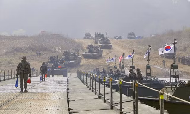Quân đội Mỹ và Hàn Quốc tham gia diễn tập chung, năm 2016