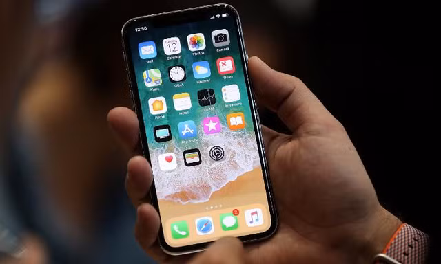 Doanh số iPhone tại thị trường Trung Quốc không được như kỳ vọng, gây ra nhiều khó khăn cho "gã khổng lồ" công nghệ Apple 