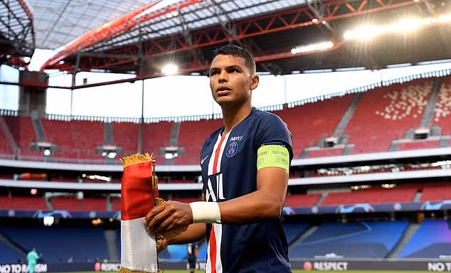 Trung vệ Thiago Silva được cho là sẽ trở thành đội trưởng Chelsea mùa tới. Ảnh: Getty Images.