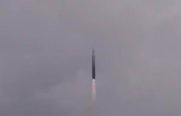 Nga bắt giữ nhân viên nghiên cứu lộ tài liệu tên lửa