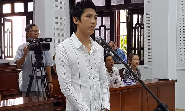 Bị cáo Nguyễn Thanh Tuấn.