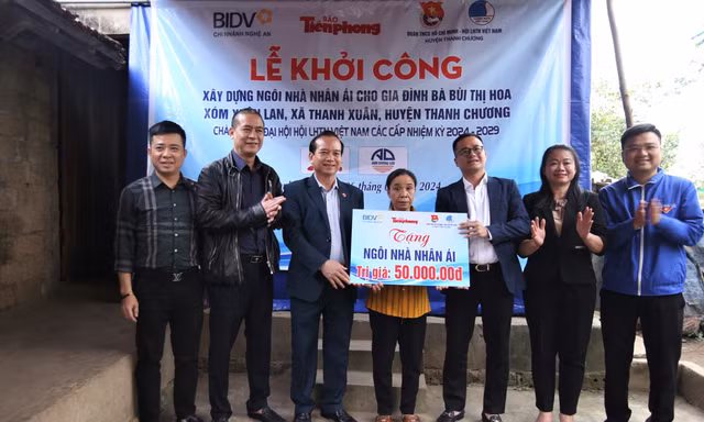 BIDV chi nhánh Nghệ An, Báo Tiền Phong hỗ trợ xây nhà kiên cố cho cựu Thanh niên xung phong
