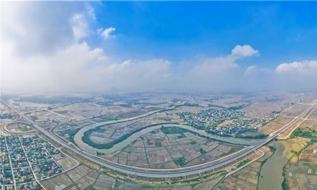 Nhìn lại cao tốc qua Nghệ An - Hà Tĩnh sau hơn 2 năm khởi công