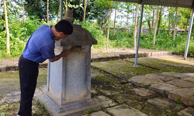 Bảo vật quốc gia bia Sùng Chỉ xuống cấp