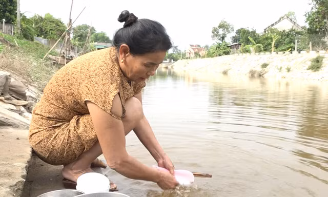 Hà Tĩnh: Hàng nghìn hộ dân dùng nước sông ô nhiễm để sinh hoạt