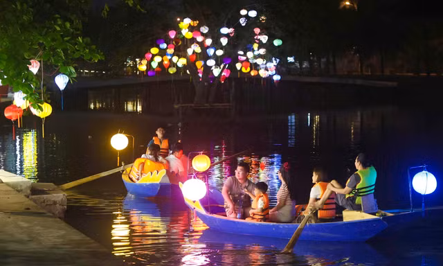 'Hội An thu nhỏ' trong khu du lịch biển nổi tiếng Hà Tĩnh