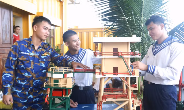 Ký sự Nhà giàn DK1, Kỳ 4: Trang nhật ký đẹp tuổi thanh xuân 