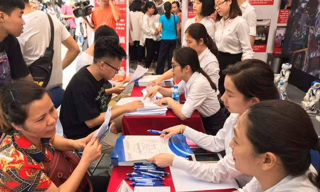 Phân luồng sau Trung học cơ sở: Nâng tỉ lệ học sinh chọn học nghề 