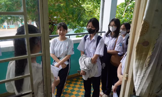 Tuyển bổ sung vào lớp 10 ở TPHCM: Nhiều trường không tuyển được học sinh