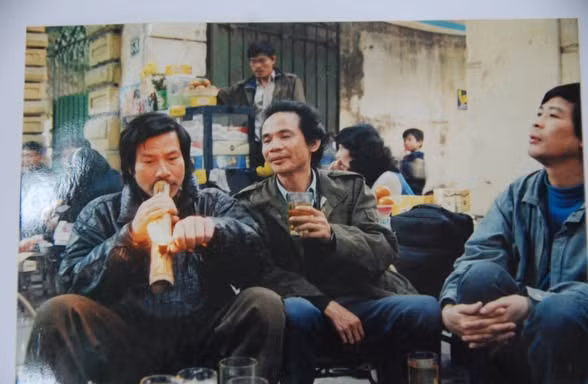 Người viết bút bi 