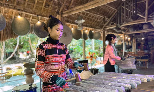 Về nơi ‘đất Phú trời Yên’ - Bài 3: Vang vọng thanh âm của đá 