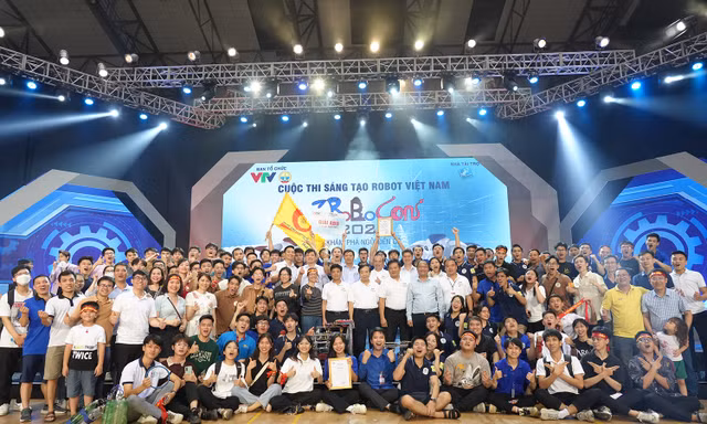 Đội Robocon Đại học Công nghiệp Hà Nội tham dự cuộc thi quốc tế ABU Robocon 2023 