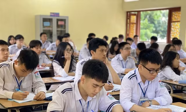 Công bố chỉ tiêu trường tư vào lớp 10 ở Hà Nội: Trường tuyển ít nhất với 30 chỉ tiêu