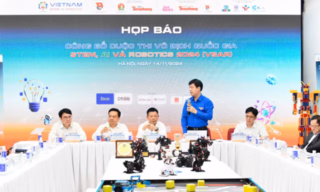 VSAR 2024: Sân chơi giúp học sinh làm quen với lập trình, công nghệ để hội nhập