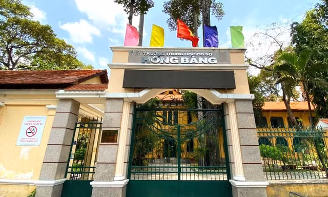 Tình hình sức khỏe của nam sinh bị thầy giáo dùng ăng-ten đánh gây chấn thương bả vai