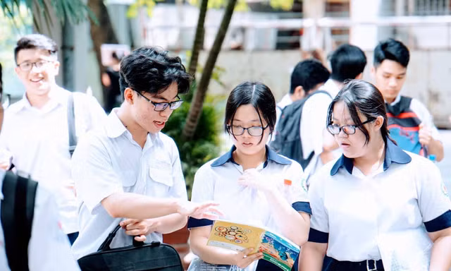 Bộ GD&ĐT cảnh báo rủi ro đối với hơn 72.000 thí sinh chỉ đăng ký 1 nguyện vọng