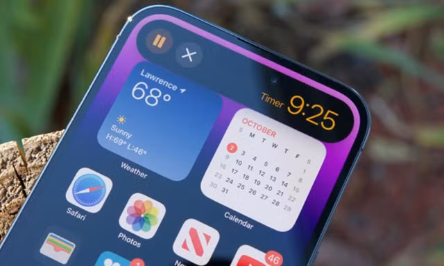 iPhone 14 Pro sau 2 tháng mở bán: Màn hình OLED đáng tiền, Dynamic Island bị chê "sấp mặt" 