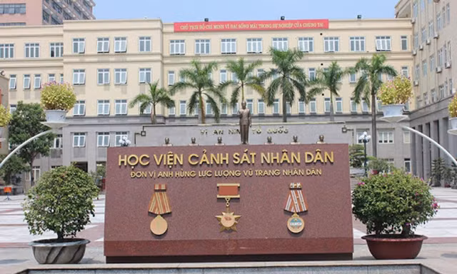 Trường đầu tiên công bố điểm chuẩn xét kết quả thi Tốt nghiệp: Cao nhất lên tới 29,75 điểm