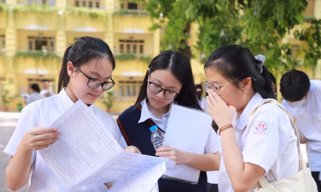 Sở GD&ĐT Hà Nội công bố đề thi, đáp án chính thức các môn thi vào lớp 10 THPT