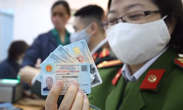 Công dân Việt Nam dưới 14 tuổi sẽ được cấp thẻ Căn cước công dân như thế nào?