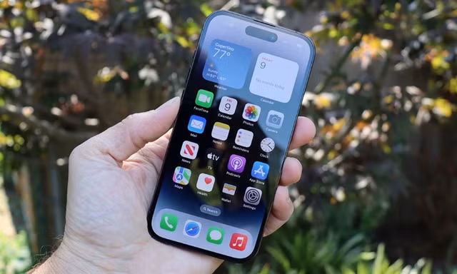 iPhone 15 còn chưa thấy mặt mũi đâu mà iPhone 16 Ultra đã bị rò rỉ thiết kế