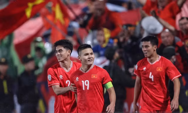 ĐT Việt Nam thăng hạng trên BXH FIFA sau 2 trận thắng vòng bảng AFF Cup 2024