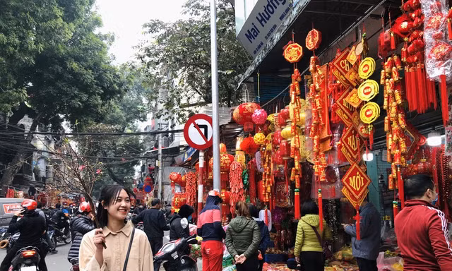 Thời tiết Mùng 1 Tết Nguyên đán 2023: Hà Nội nắng đẹp, trời rét về đêm và sáng