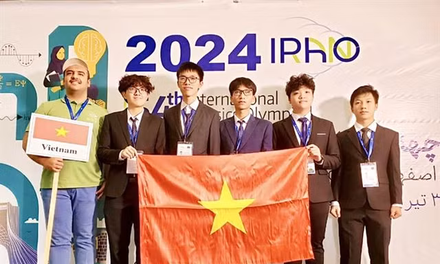 Teen THPT chuyên Bắc Giang giành Huy chương Vàng Olympic Vật lí quốc tế