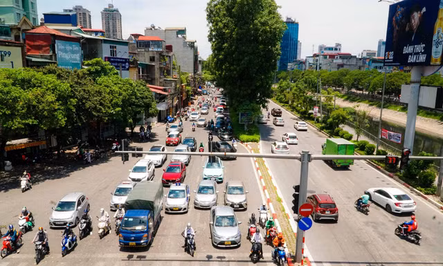 Nắng nóng diện rộng sẽ tiếp tục xuất hiện ở miền Bắc, khi nào sẽ có mưa giông?