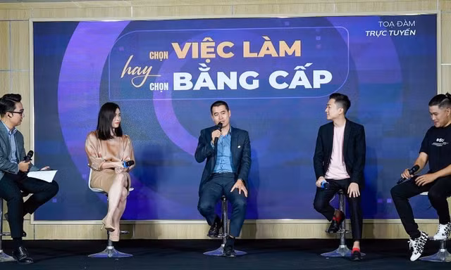 "Ông trùm TikTok" Duy Muối: Đừng để MXH dắt mũi, hãy học cách tư duy độc lập